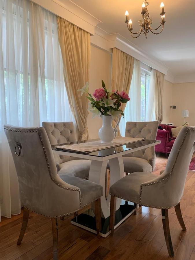 Lovely 3 Bedroom Apartment London Luaran gambar